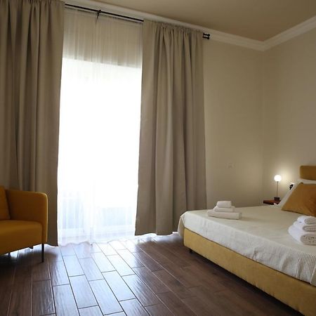 Khome Rooms & Apartment คาตาเนีย ภายนอก รูปภาพ