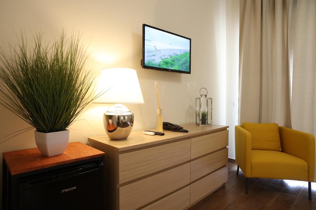 Khome Rooms & Apartment คาตาเนีย ภายนอก รูปภาพ