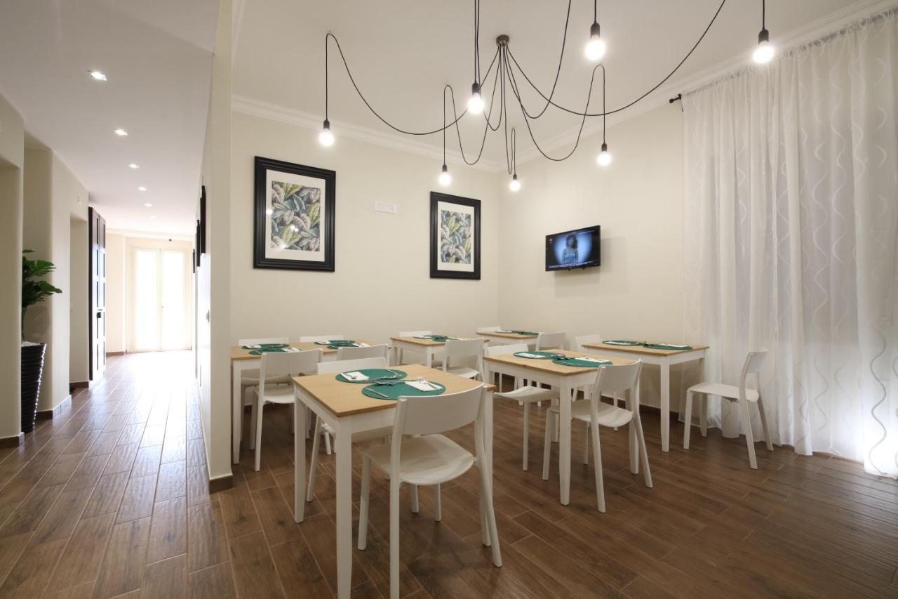 Khome Rooms & Apartment คาตาเนีย ภายนอก รูปภาพ